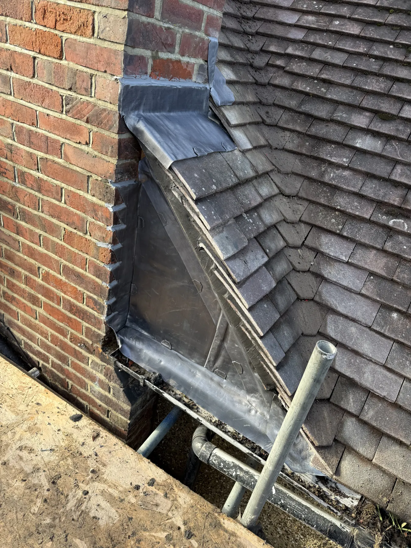 Roof repair and flashing work